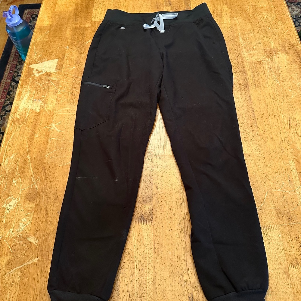 Figs Scrubs Women’s Joggers - Black